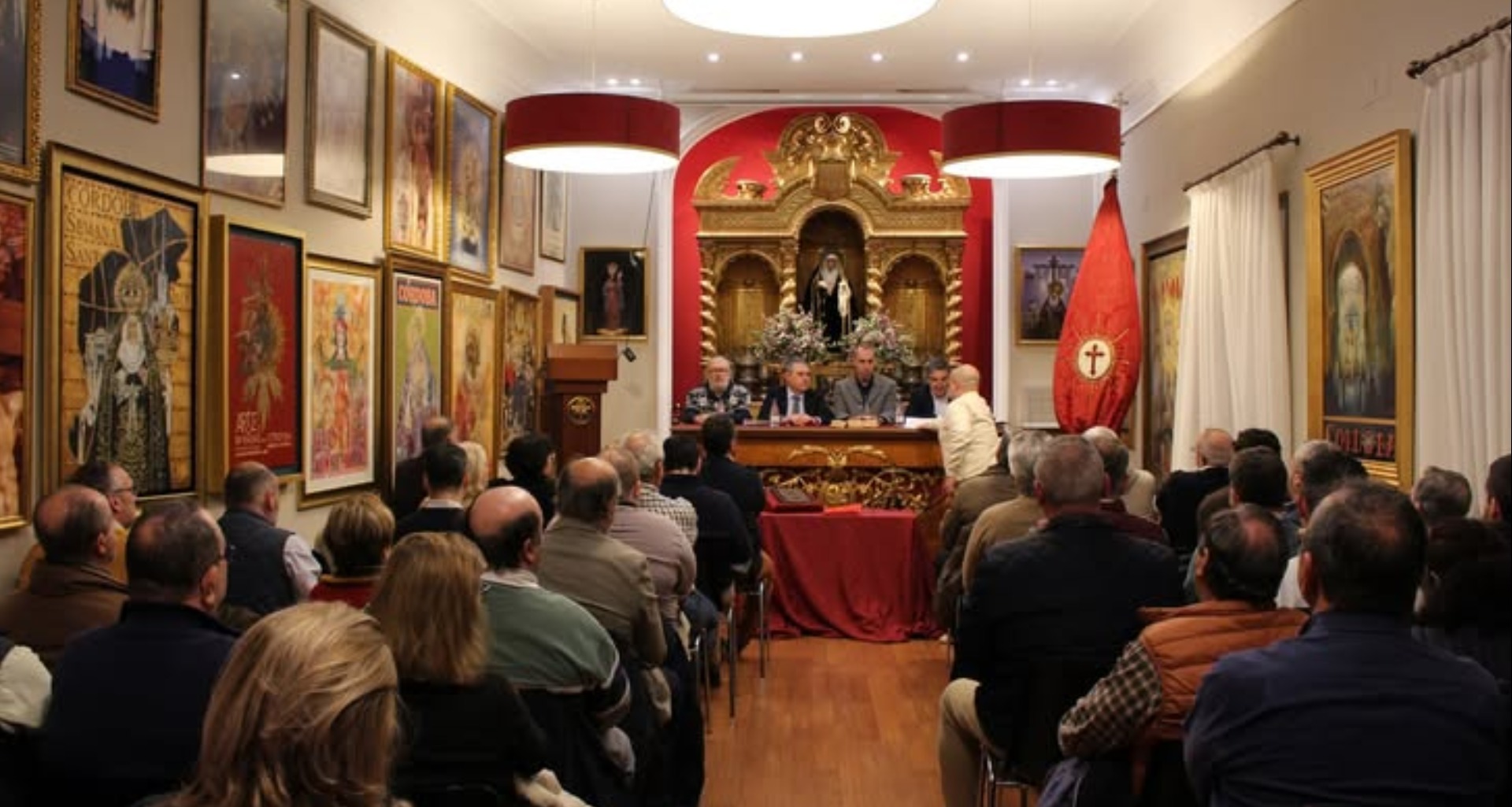 Aprobados los nuevos estatutos de la Agrupación en la Asamblea de Hermanos Mayores