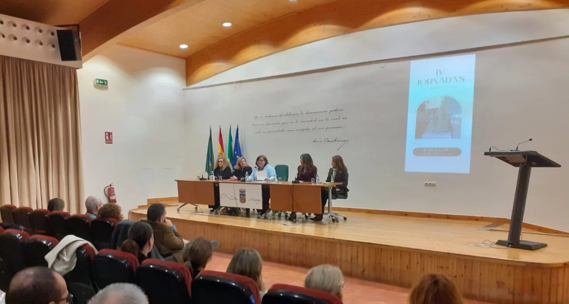 La Agrupación de Córdoba presente en las IV Jornadas Cofrades de Vélez-Málaga