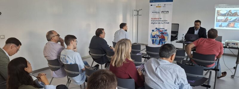 La II Feria Cofrade de Córdoba dedica una nueva jornada a la gestión, la fotografía y la innovación tecnológica al servicio de las hermandades